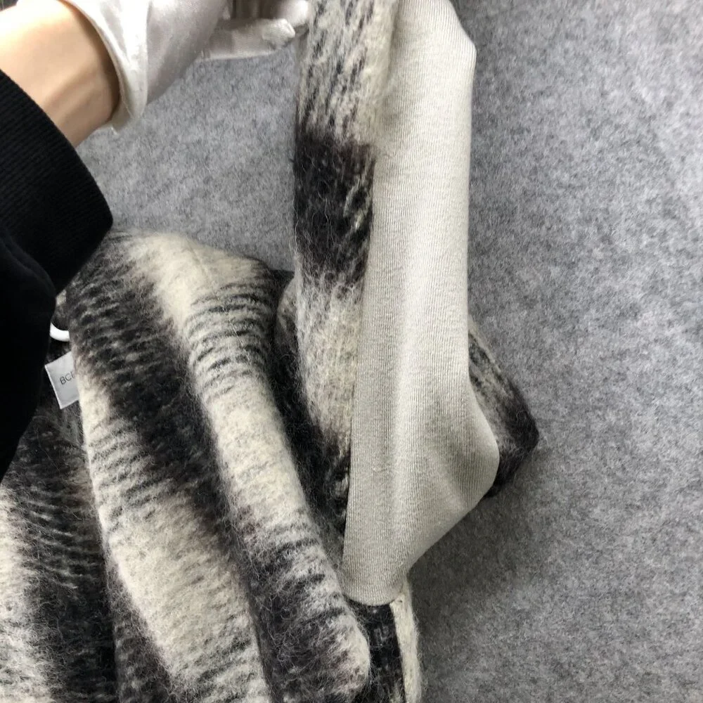 BCBGeneration Plaid Wool Blend Wrap Coat Womens Small S Black Ivory Fuzzy Long - Picture 10 of 13